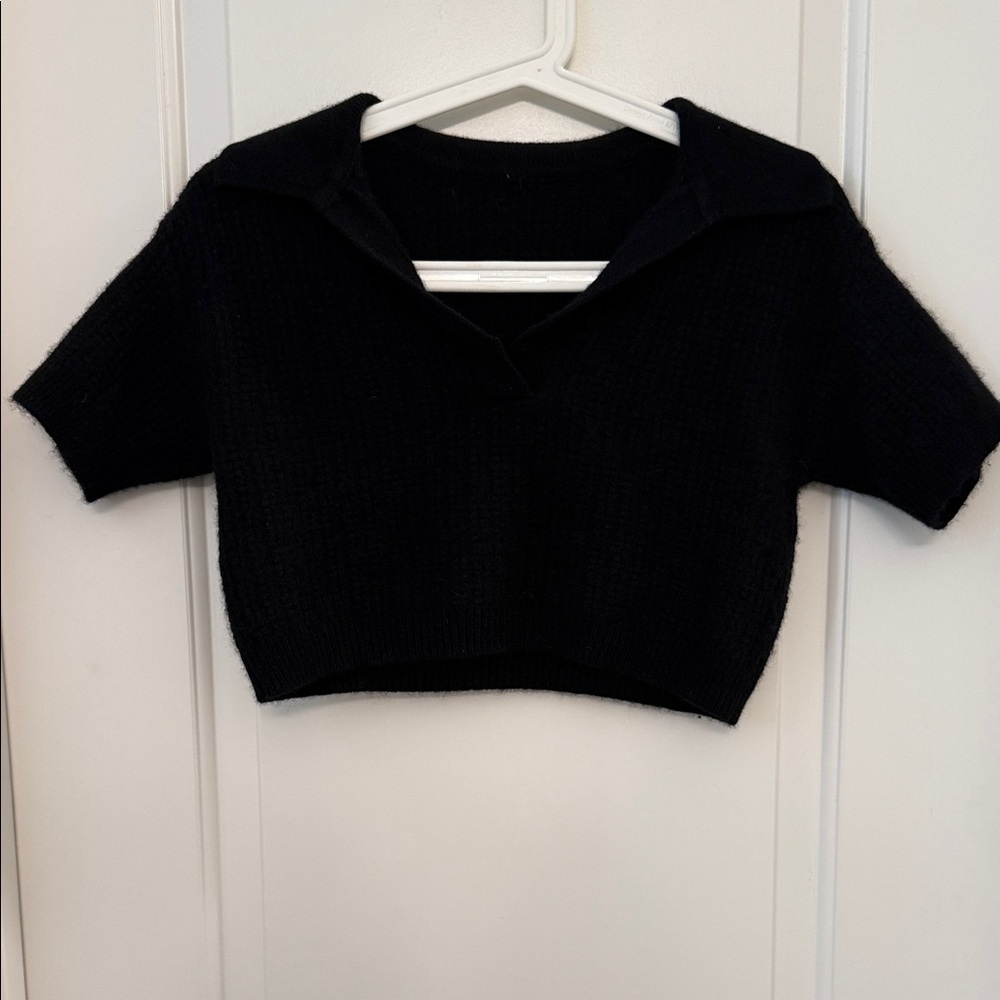 Alo Yoga Black Cropped Knit Top
